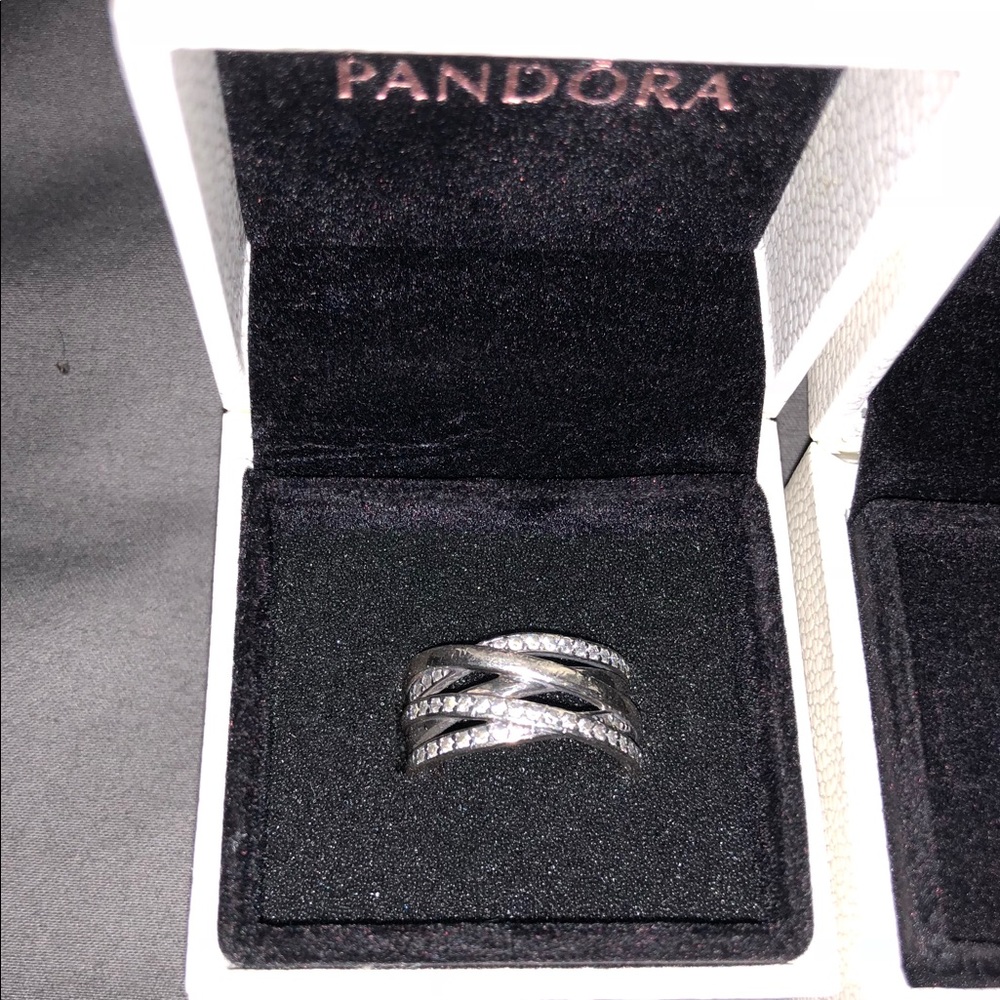 Pandora Ring